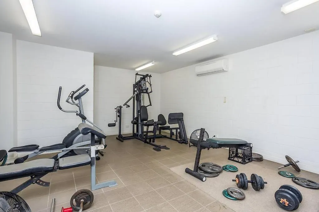 Panoramic Views 3Br Cairns City Apartment