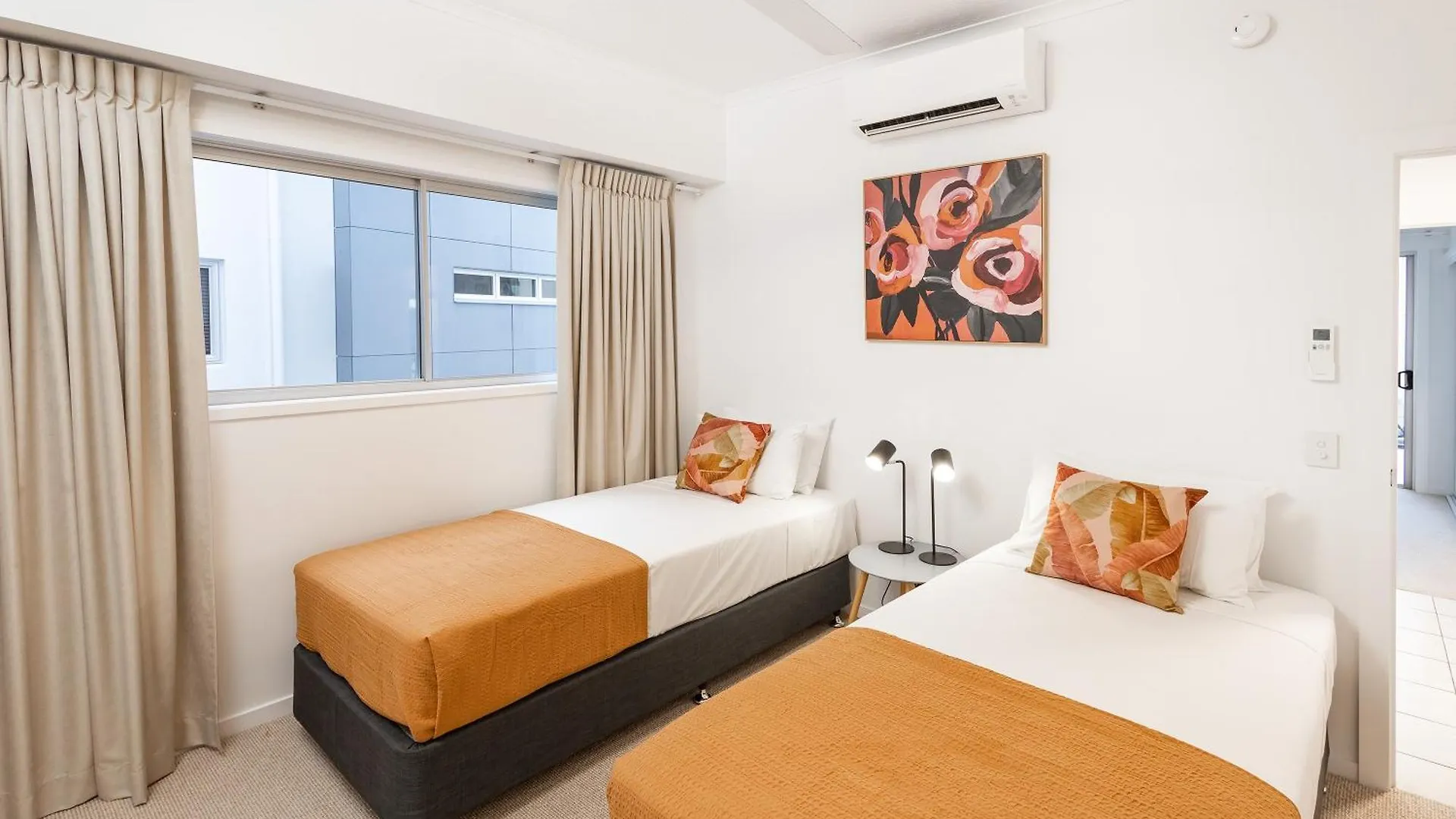 Panoramic Views 3Br Cairns City Apartment Australia